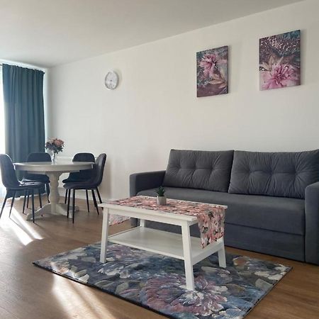 Focus Apartament Floresti  Ngoại thất bức ảnh