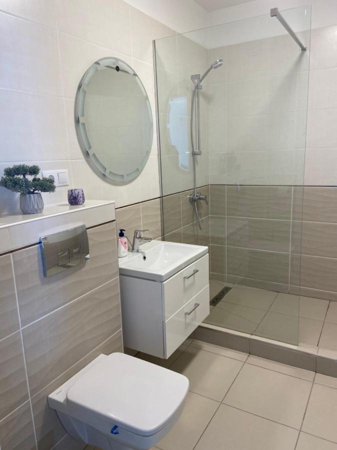 Focus Apartament Floresti  Ngoại thất bức ảnh